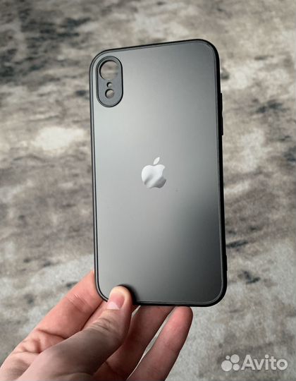 Чехлы iPhone XR