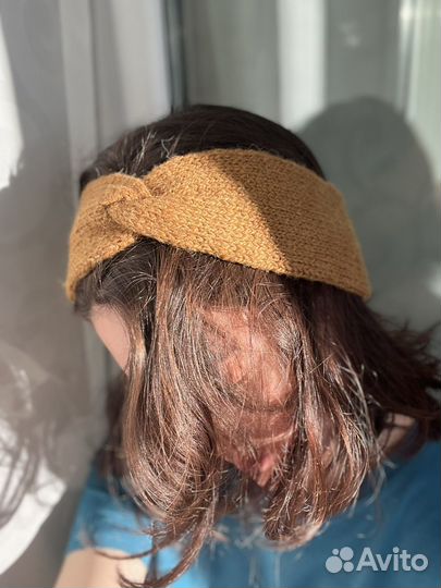 Повязка на голову вязаная