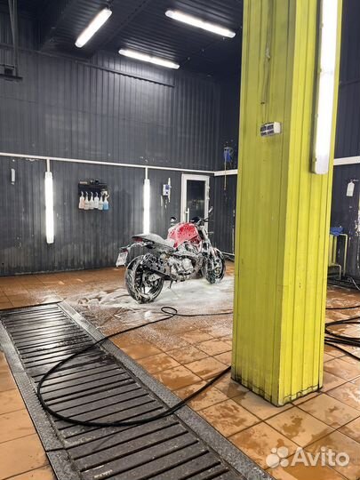 Мотоцикл Ducati 821