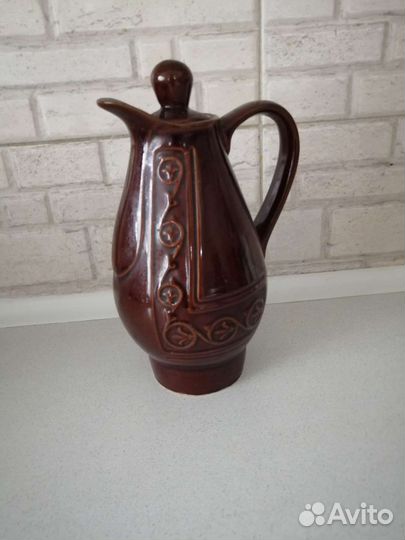 Глиняный кувшин
