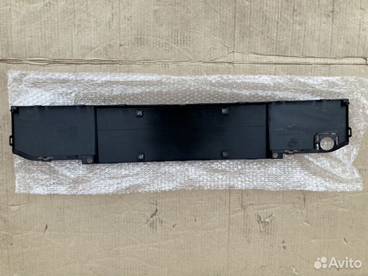 Накладка под гос номер Chery Tiggo 4 (новая орига)