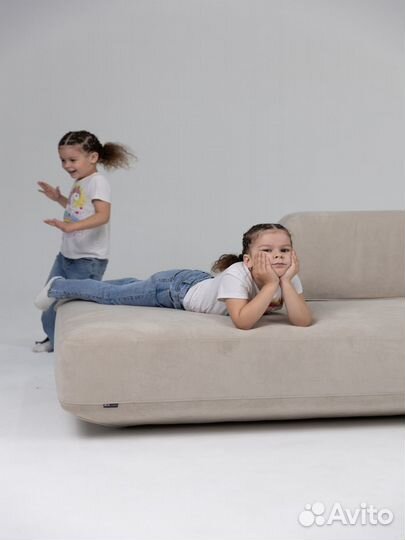 Диван со спальным местом 2700х1650 мм