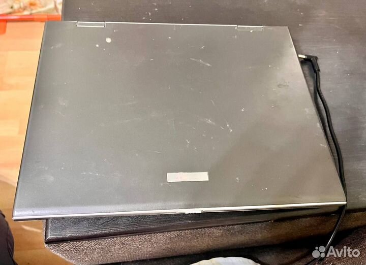 Ноутбук asus m6000