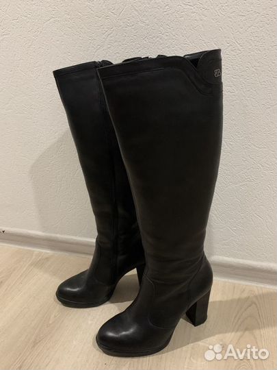 Новые зимние сапоги 38р