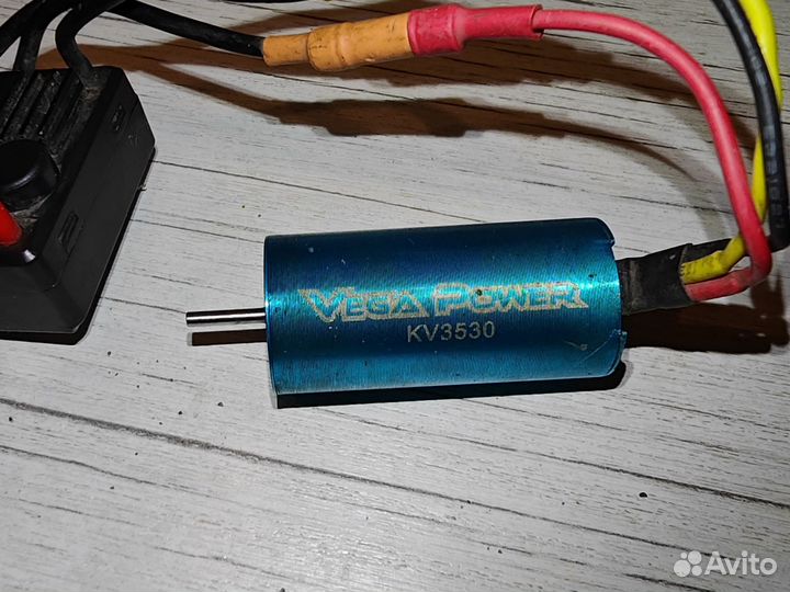 Бесщеточное комбо 1/18