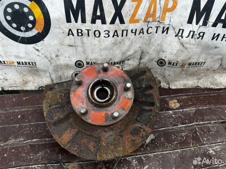 Кулак поворотный перед прав Suzuki Grand Vitara 2