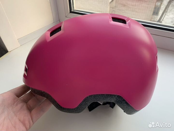 Шлем новый р. 52