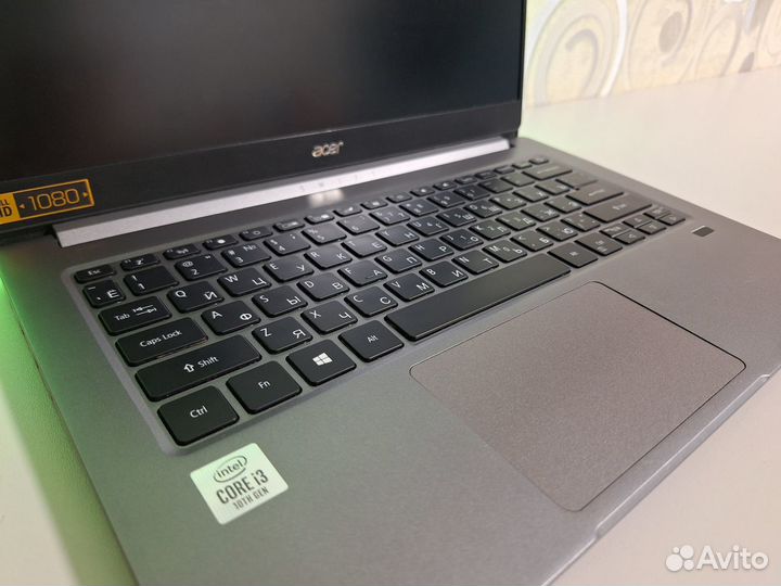 Ноутбук Acer Swift 3/Core i3/DDR4/SSD