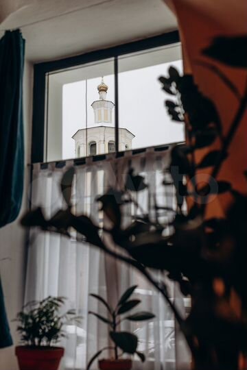 2-к. квартира, 70 м², 1/2 эт.