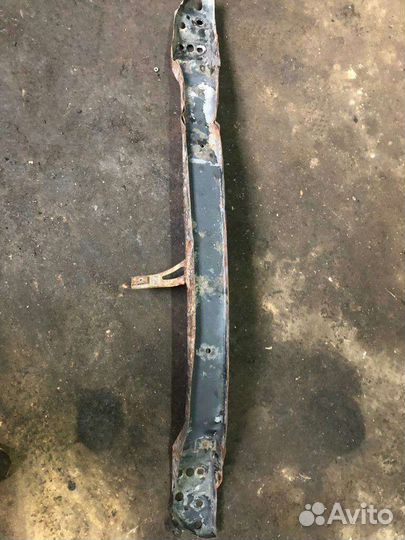 Кронштейн переднего бампера renault safrane 1