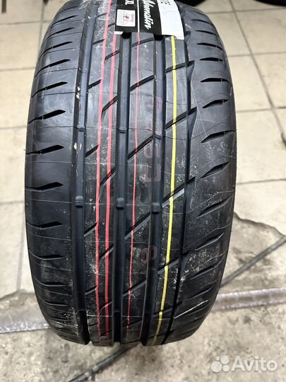 Bridgestone Potenza Adrenalin RE004 225/50 R17