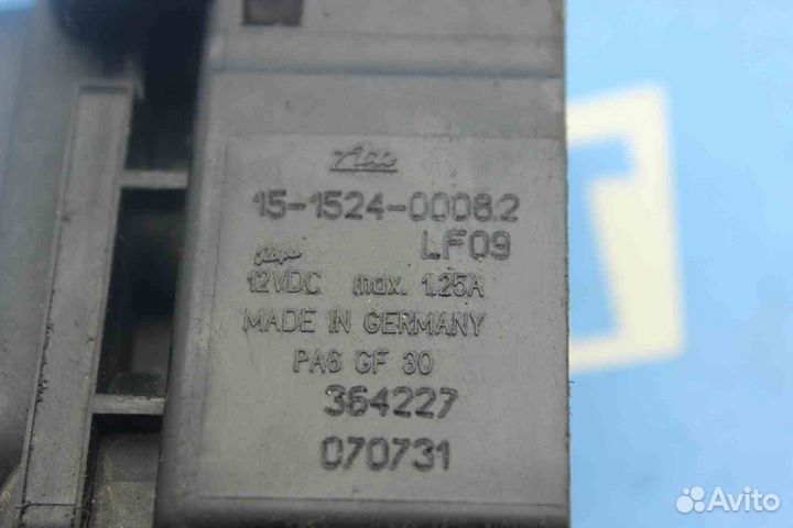 Блок клапанов пневмоподвески Volkswagen Touareg (Ф