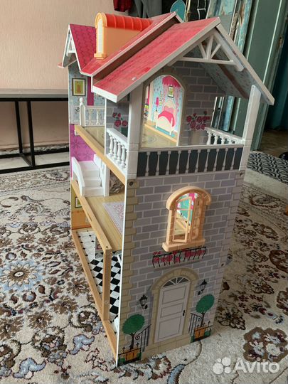 Домик для кукол