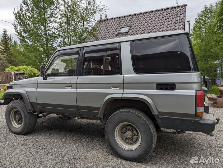 Toyota Land Cruiser 4.2 AT, 1990, 281 000 км