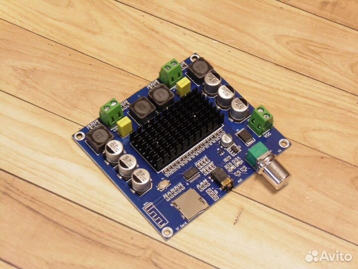 Усилитель звука 200 Ватт (XH-A105)