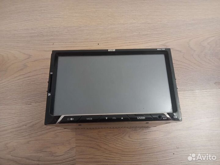 Автомобильный мультимедийный ресивер 