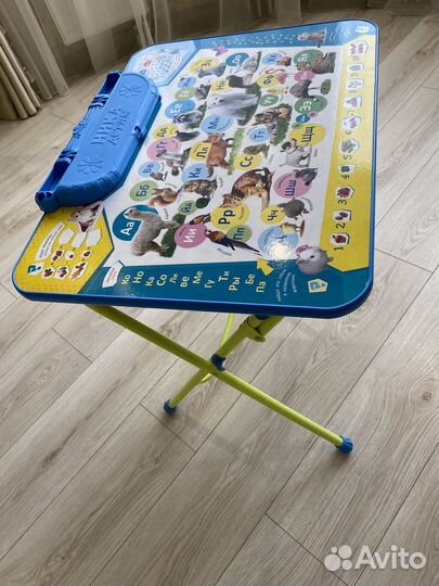 Детский стол и стул