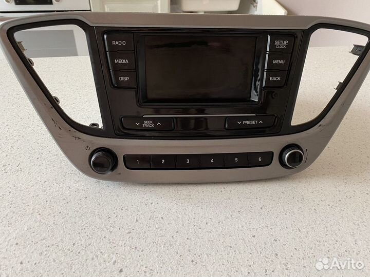 Штатная магнитола на hyundai solaris 2