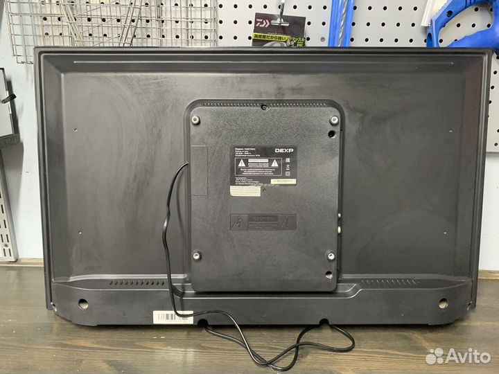 Телевизор Dexp 32