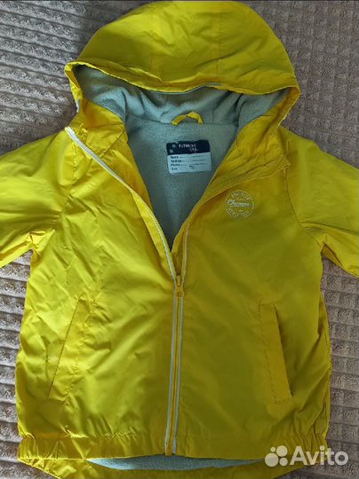 Куртка (ветровка) 110р