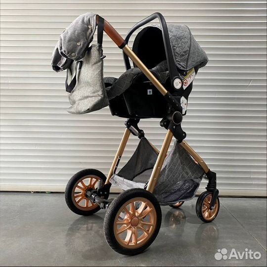 Детская прогулочная коляска Luxmom