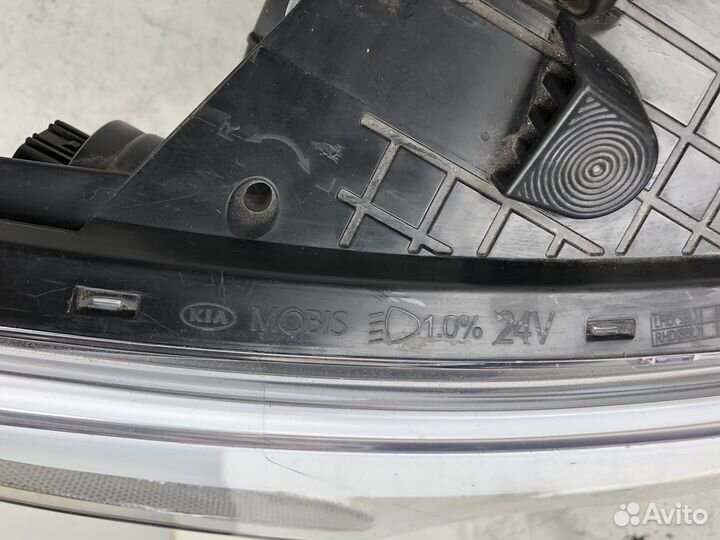 Правая фара с ходовым огнем пов. свет Киа Сид JD 2