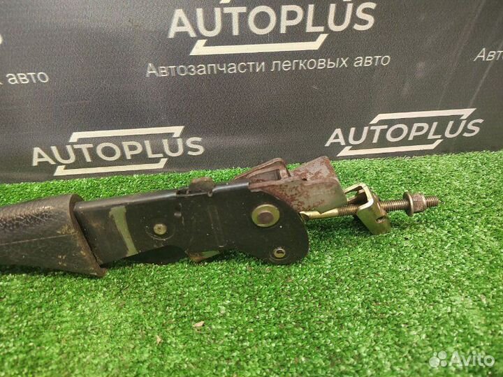 Рычаг стояночного тормоза Peugeot 206 1.4 KFW 2001