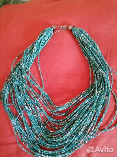Ожерелье из бисера