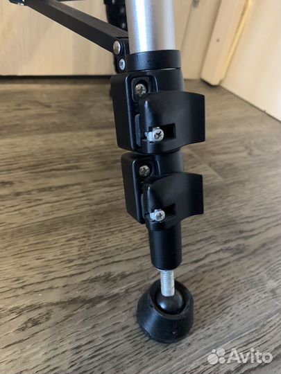 Штатив напольный (тринога для манекен головы)