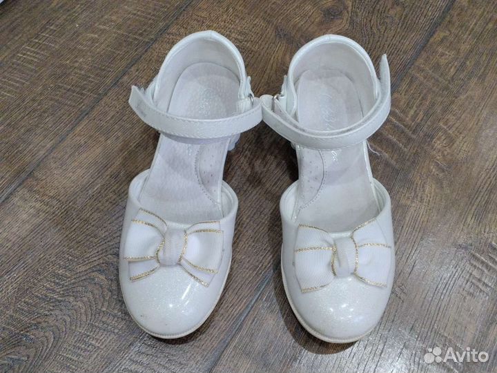 Туфли для девочки