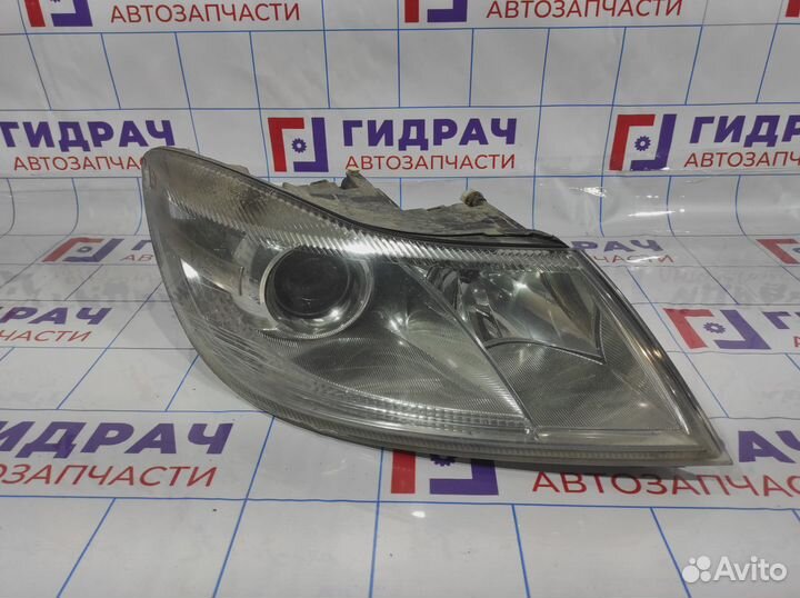 Фара правая Skoda Octavia (A5) 1Z1941018S