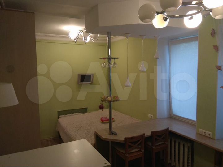 Комната 18 м² в 3-к., 4/4 эт.