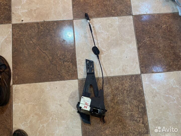 Замок двери задний правый Ford Fusion 1