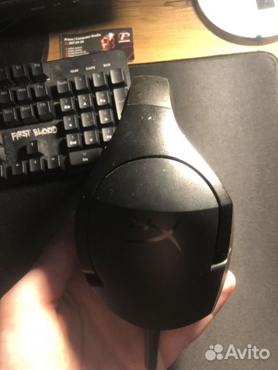 Проводные наушники с микрофоном