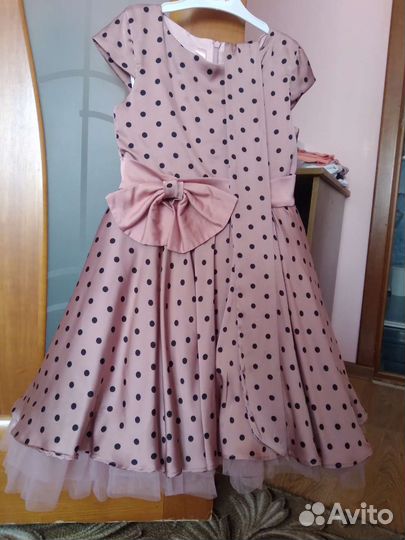 Платье праздничное