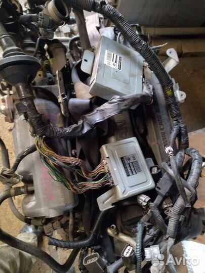 Двигатель на nissan Serena