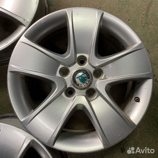 Диски оригинальные skoda r16