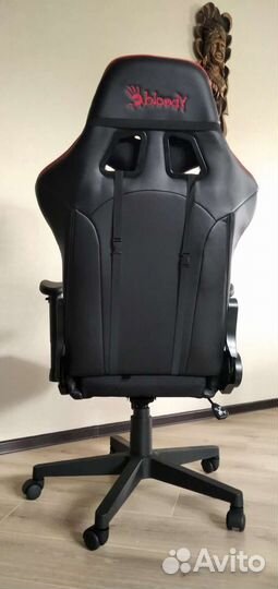 Кресло геймера (игровое) bloody GC-400