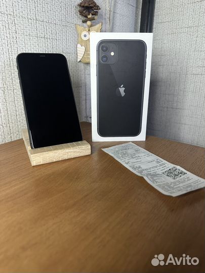 iPhone 11, 64 ГБ