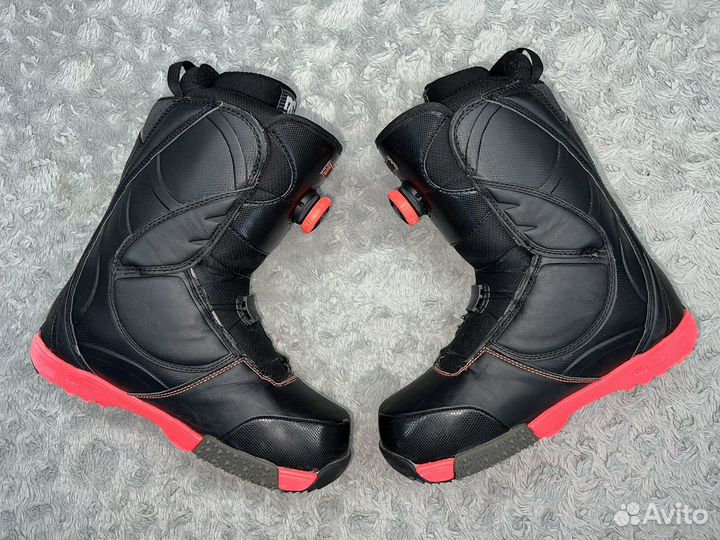 Ботинки для сноуборда 39eur DC Mora
