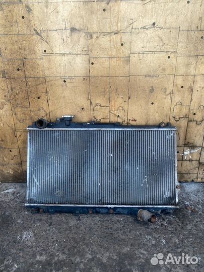 Радиатор охлаждения Kia Shuma 2