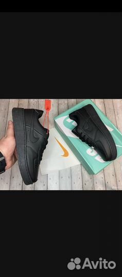 Кроссовки Nike