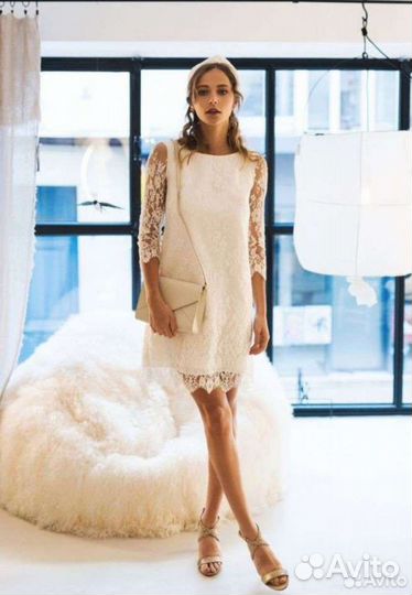 Платье белое 42-44, кружевое