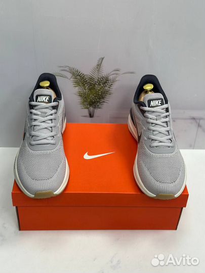 Кроссовки Nike zoom серые