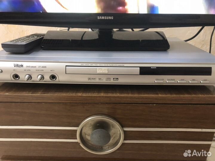 DVD плеер Vitek