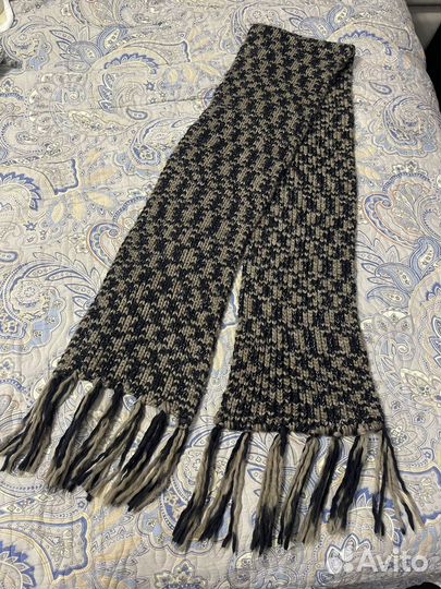 Шарф женский Benetton