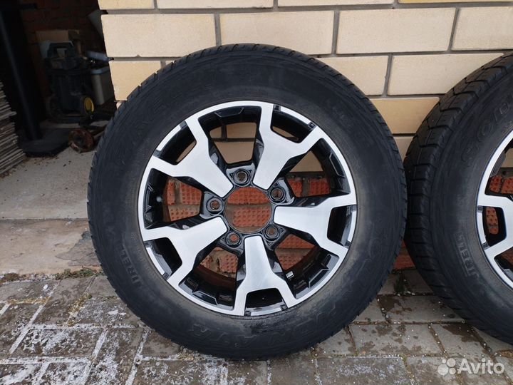 Оригинальные литые диски R16 5x139.7 с Pirelli