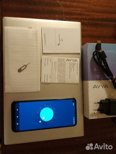 AYYA T1, 4/64 ГБ