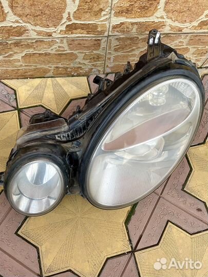 Левая Фара Mercedes w211