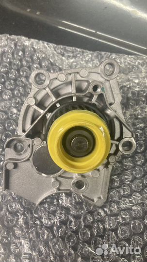 Водяной насос помпа